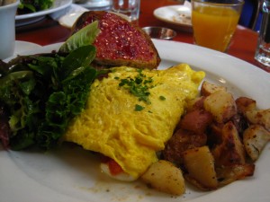 Goat Cheese, Spinach, & Tomato Omelette